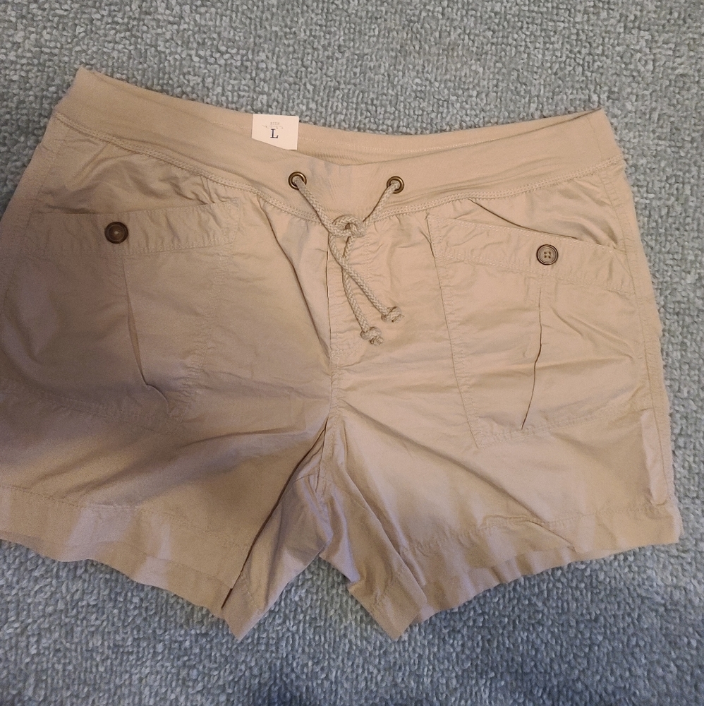 Women's low rise drawstring cotton shorts
